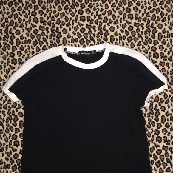 BLACK TOP - Picture 3 of 4